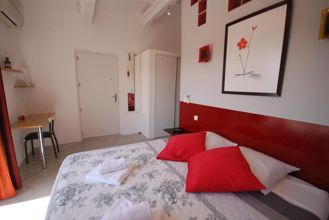 Bed and Breakfast Aloasis Grimaud Exterior foto