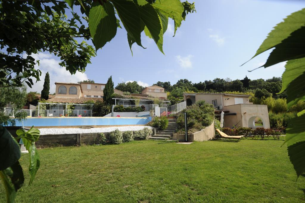 Bed and Breakfast Aloasis Grimaud Exterior foto
