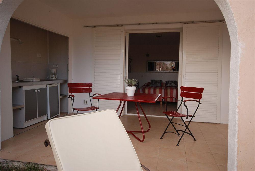 Bed and Breakfast Aloasis Grimaud Exterior foto