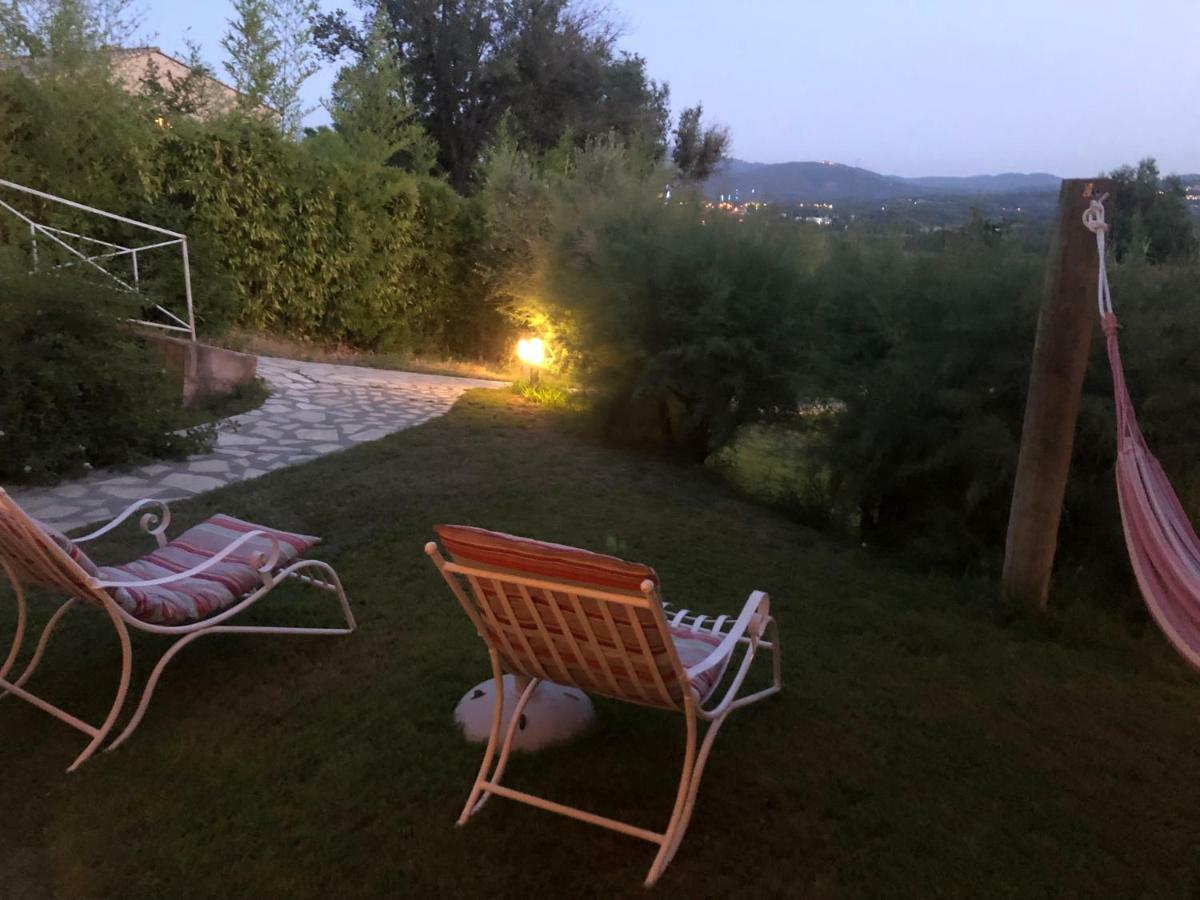 Bed and Breakfast Aloasis Grimaud Exterior foto
